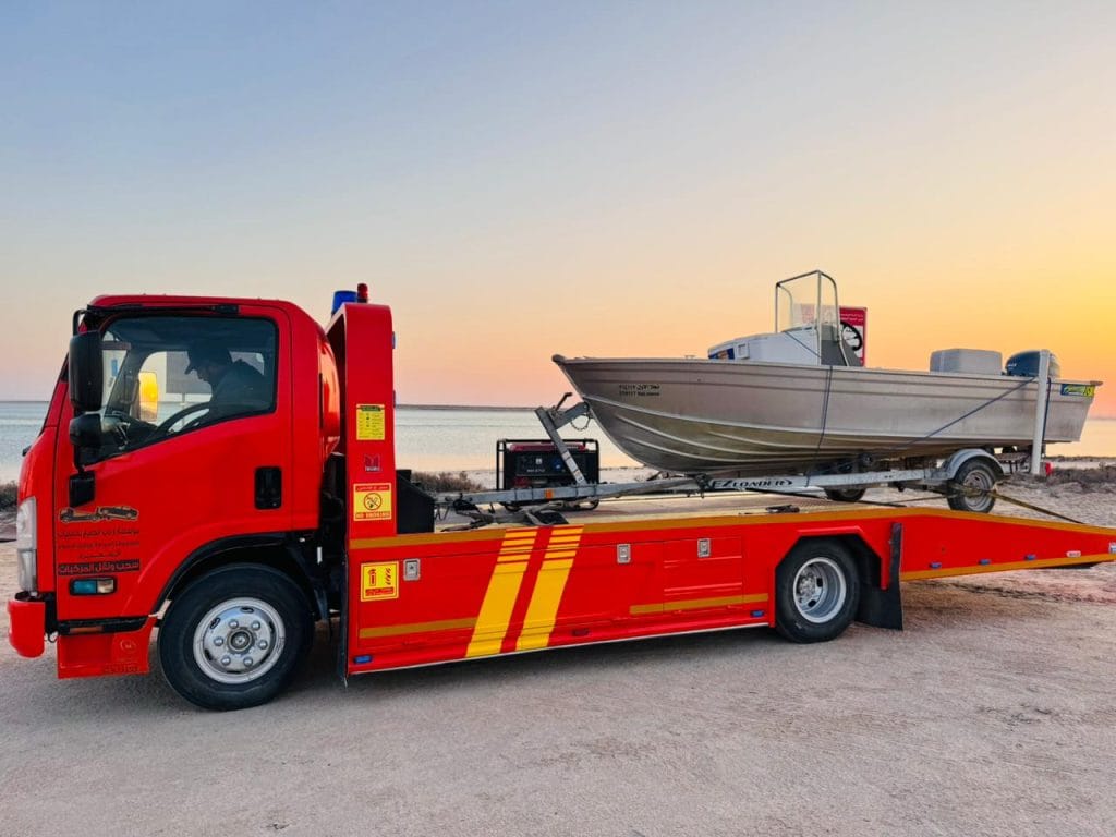 سطحه النعيريه-towing-boat